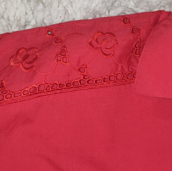 Vintage red button down shirt - Picture 3 of 8